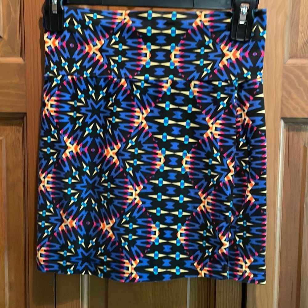 Fun pattern skirt